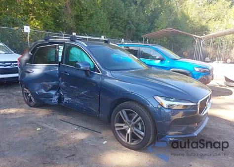 2021 Volvo Xc60 T5 Momentum z USA, uszkodzony, nr VIN YV4102DK2M1846512